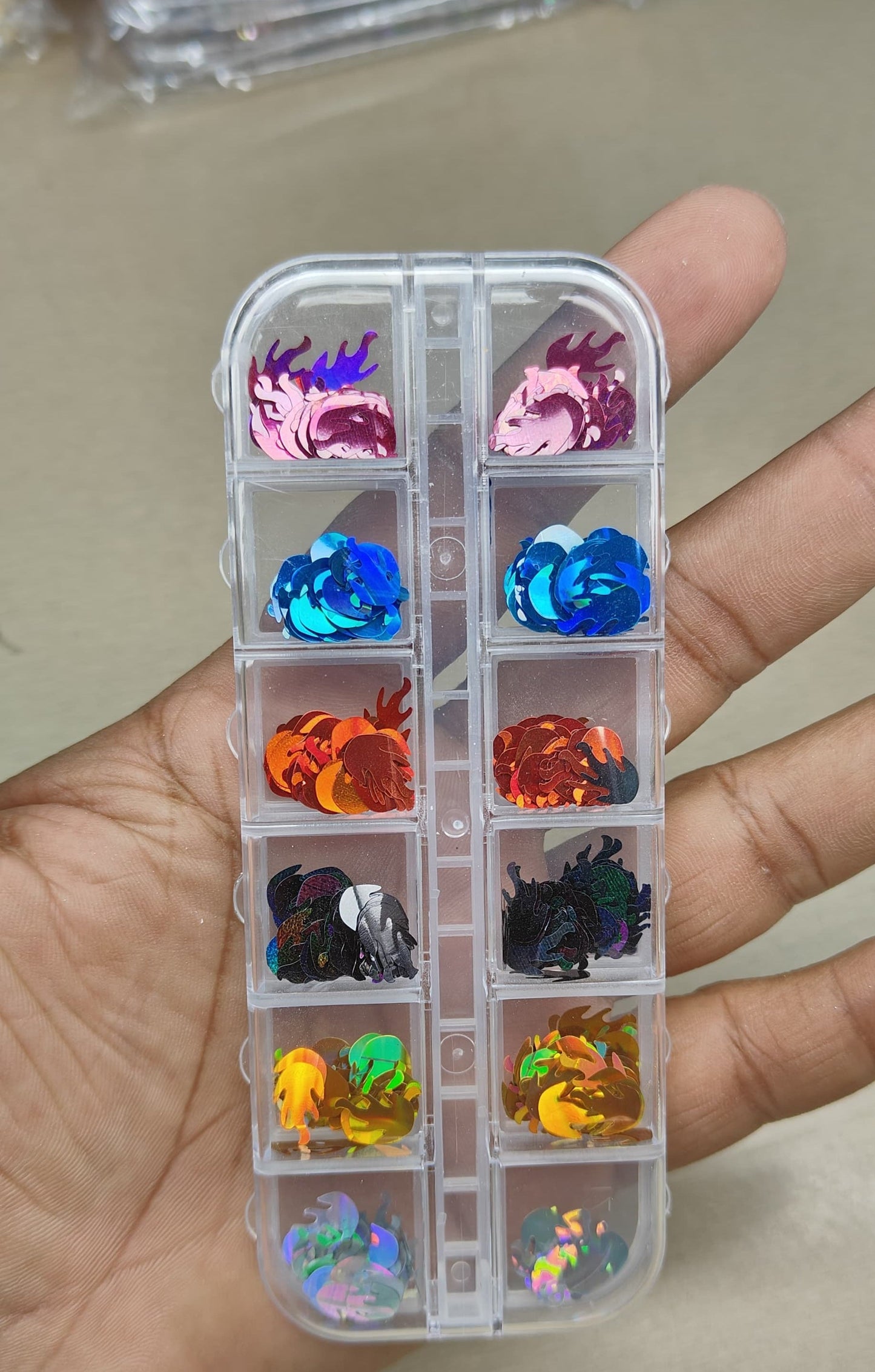 GV794 12-Grid Flame Shape Nail Art Sequins – Holographic Fire Design Glitter for Gel & Acrylic Nails