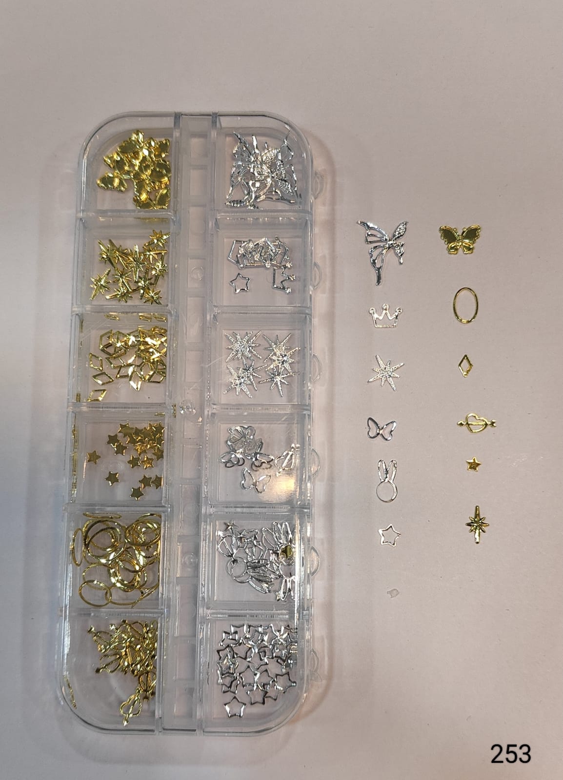 GV649 Silver & Gold Nail Charms Set – Stars, Crowns, Butterflies & Frames (Set 253 , Design May Vary)