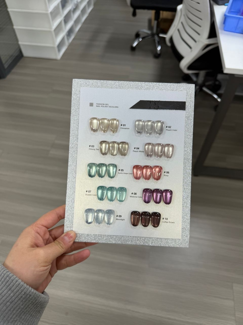 GV1020 THR3E STROKES Fashion Gel Polish Collection (10 Colors, 15ml) – Premium Pearl & Magnetic UV/LED Nail Art Kit